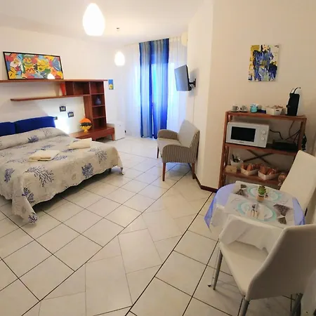 1 2 3 Stella Bed & Breakfast